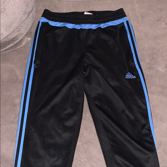 Women’s adidas pants - Picture 1 of 2